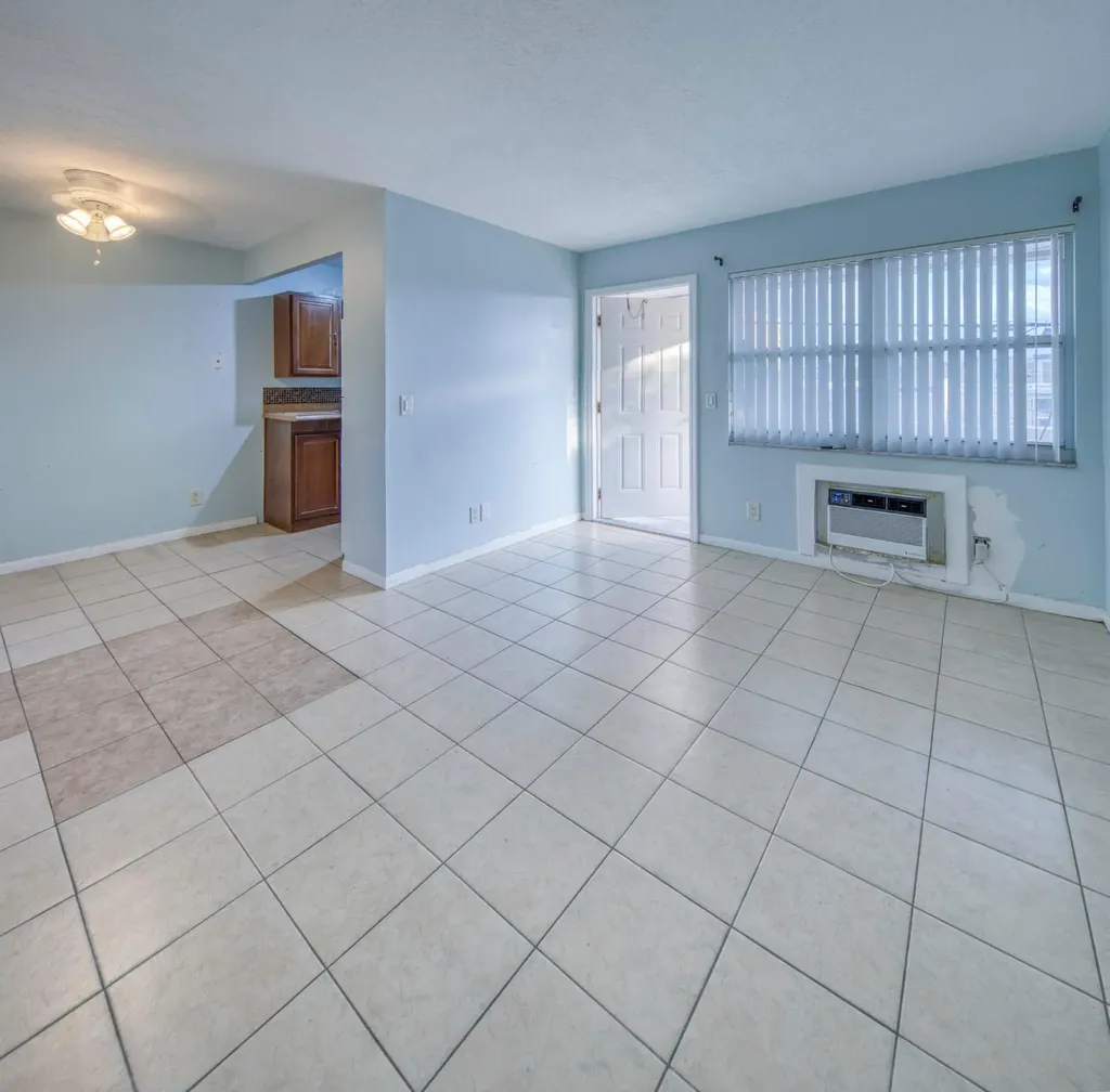 111 N L Street Lake Worth Beach FL 33460
