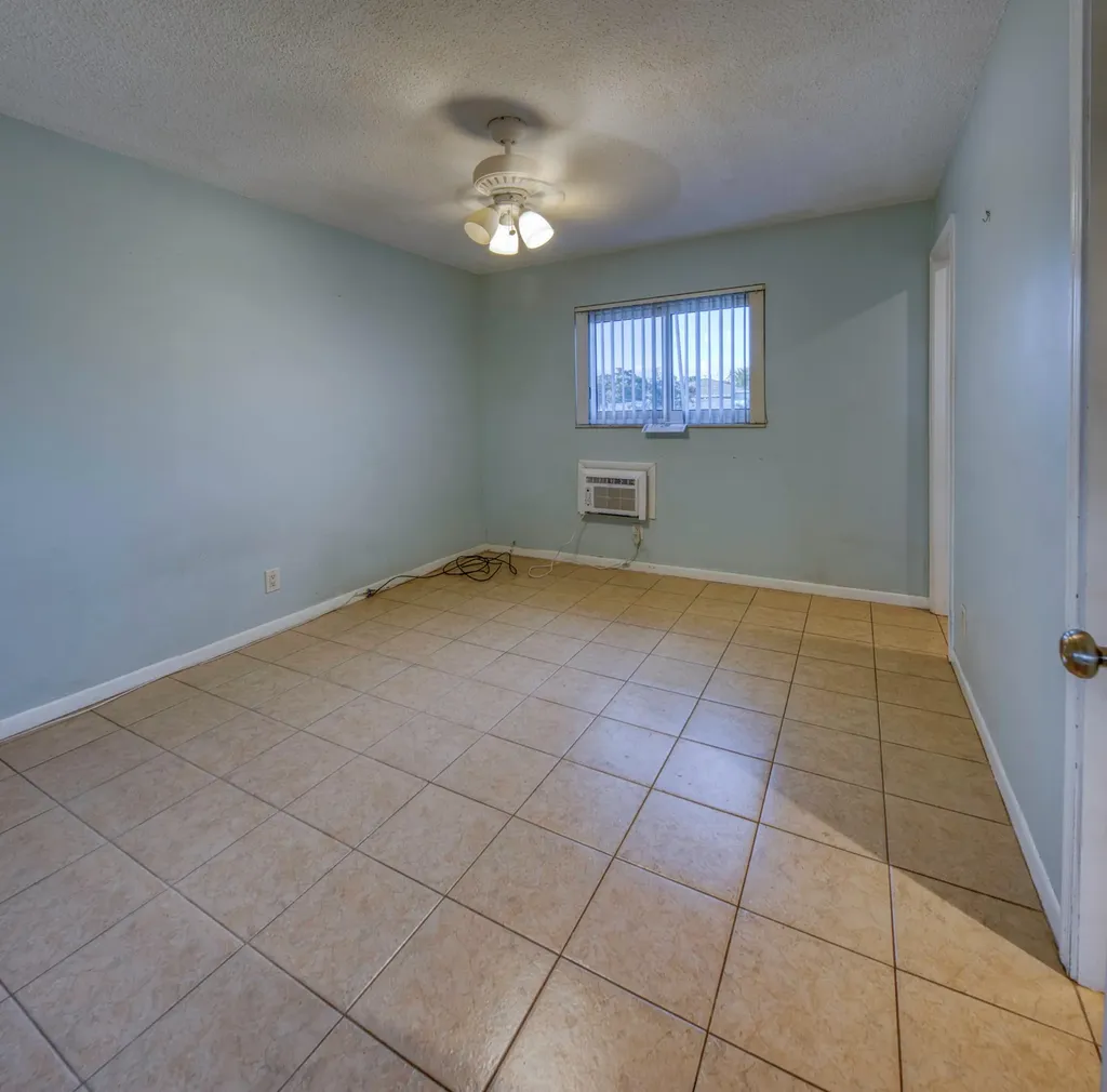 111 N L Street Lake Worth Beach FL 33460
