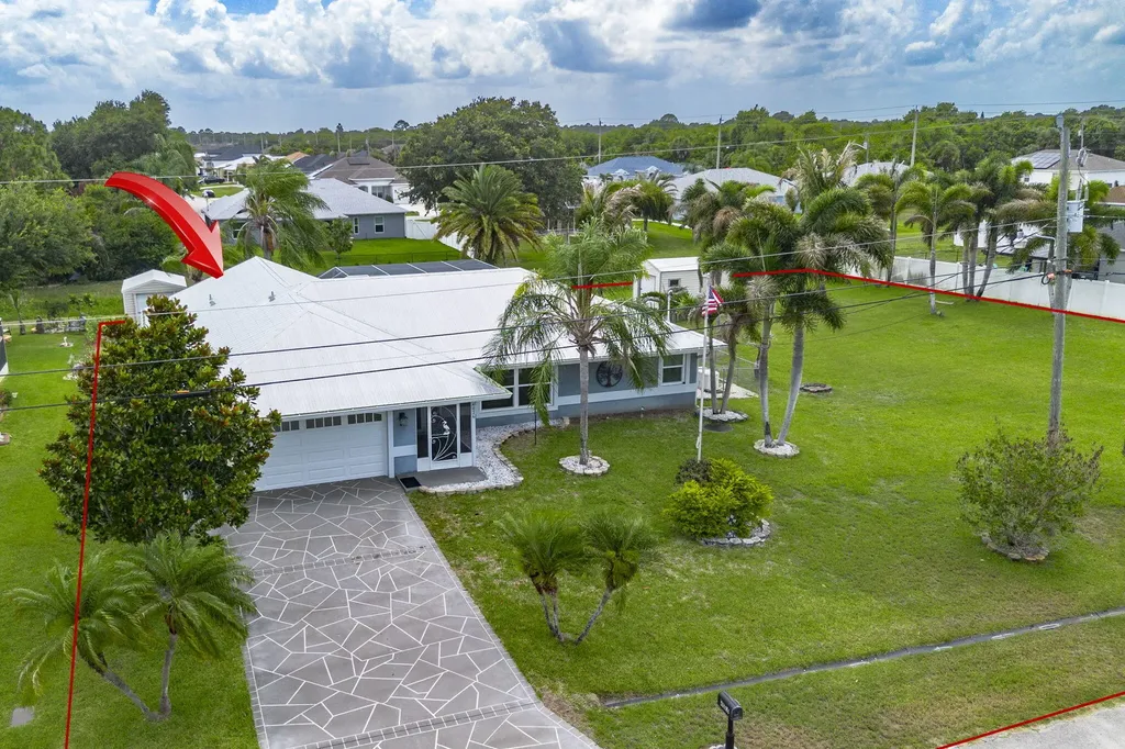 4026 SW Jaqust Port St Lucie FL 34953