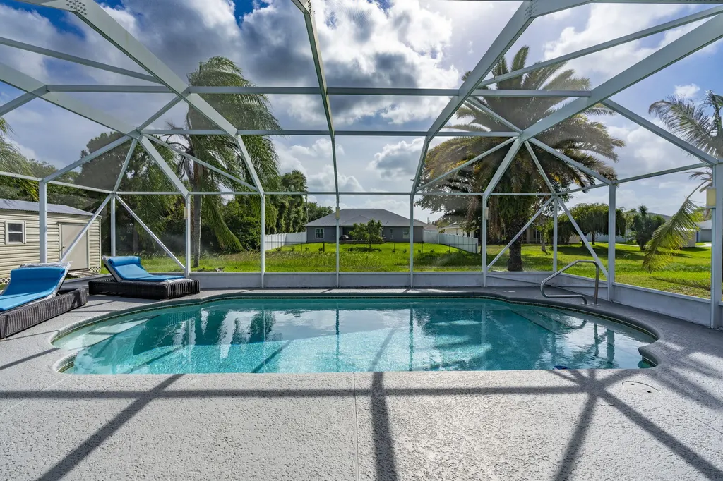 4026 SW Jaqust Port St Lucie FL 34953