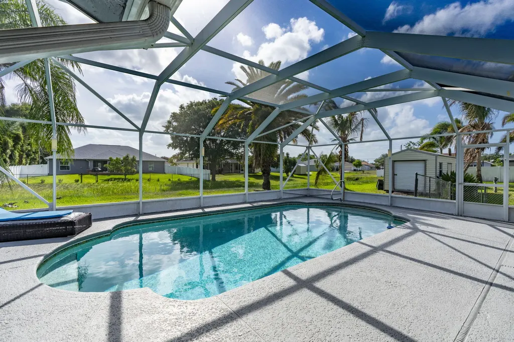 4026 SW Jaqust Port St Lucie FL 34953