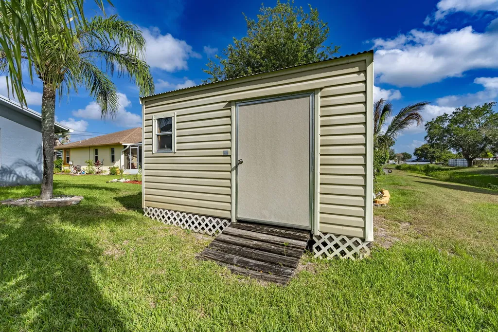 4026 SW Jaqust Port St Lucie FL 34953