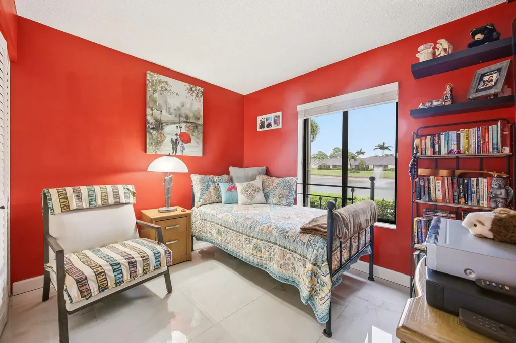 722 Sunny Pine Way Greenacres FL 33415