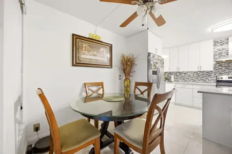 722 Sunny Pine Way Greenacres FL 33415