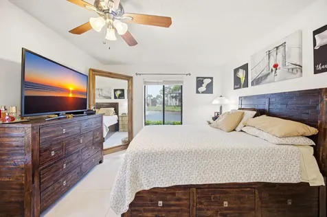 722 Sunny Pine Way Greenacres FL 33415