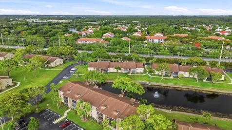 722 Sunny Pine Way Greenacres FL 33415