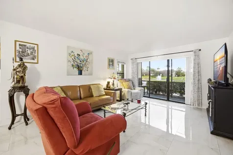 722 Sunny Pine Way Greenacres FL 33415