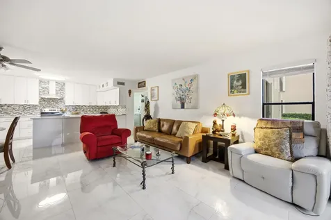 722 Sunny Pine Way Greenacres FL 33415