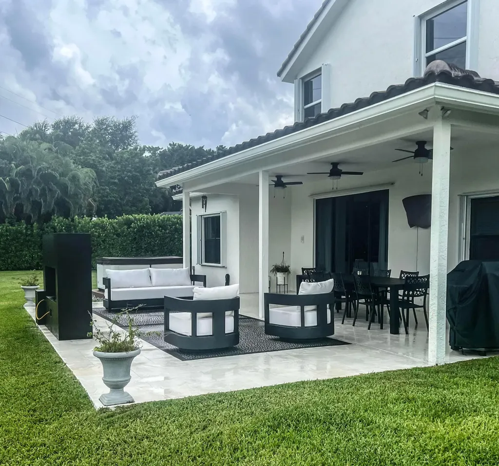 11137 Grandview Manor Wellington FL 33414