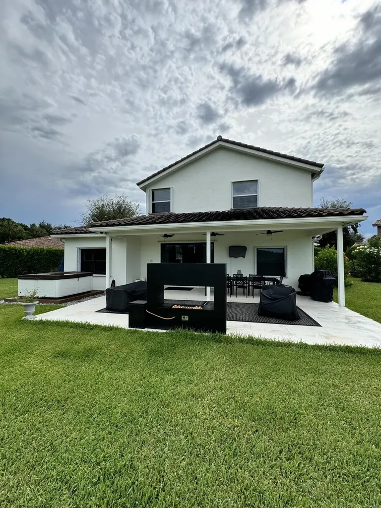 11137 Grandview Manor Wellington FL 33414