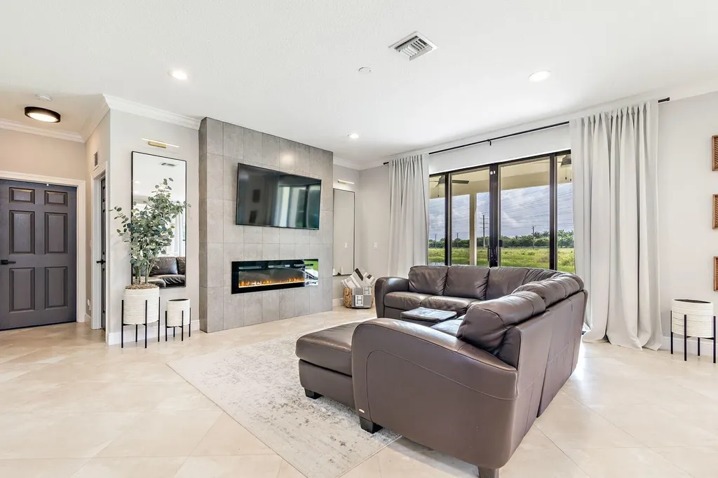 11137 Grandview Manor Wellington FL 33414