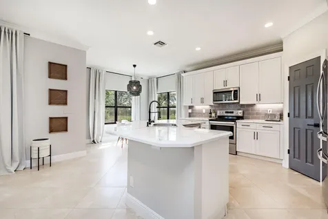 11137 Grandview Manor Wellington FL 33414