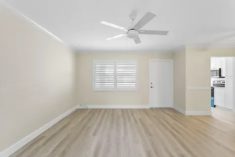 111 Shore Court North Palm Beach FL 33408
