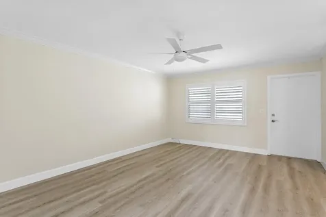 111 Shore Court North Palm Beach FL 33408