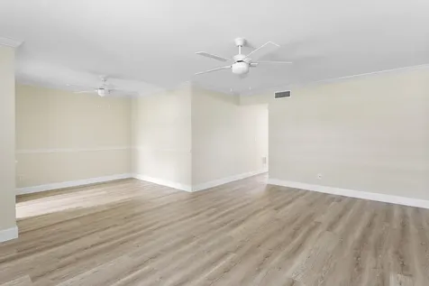 111 Shore Court North Palm Beach FL 33408
