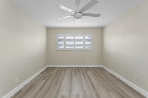 111 Shore Court North Palm Beach FL 33408