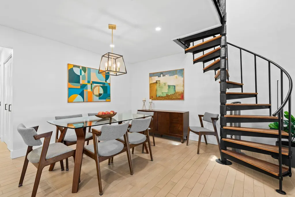 305 SW 28th Avenue Delray Beach FL 33445