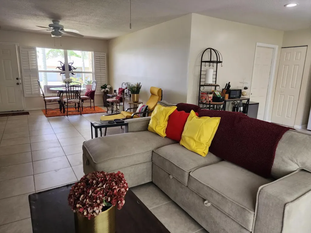 5668 Travelers Way Fort Pierce FL 34982