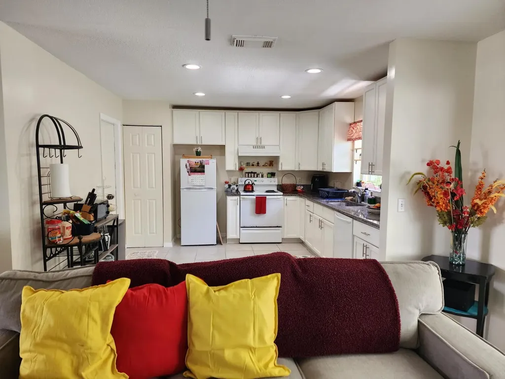 5668 Travelers Way Fort Pierce FL 34982