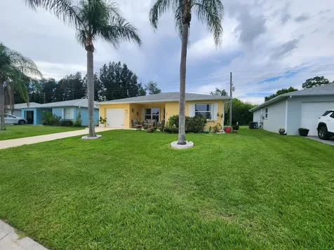 5668 Travelers Way Fort Pierce FL 34982
