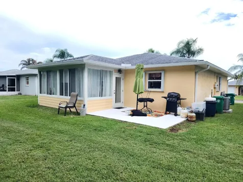 5668 Travelers Way Fort Pierce FL 34982