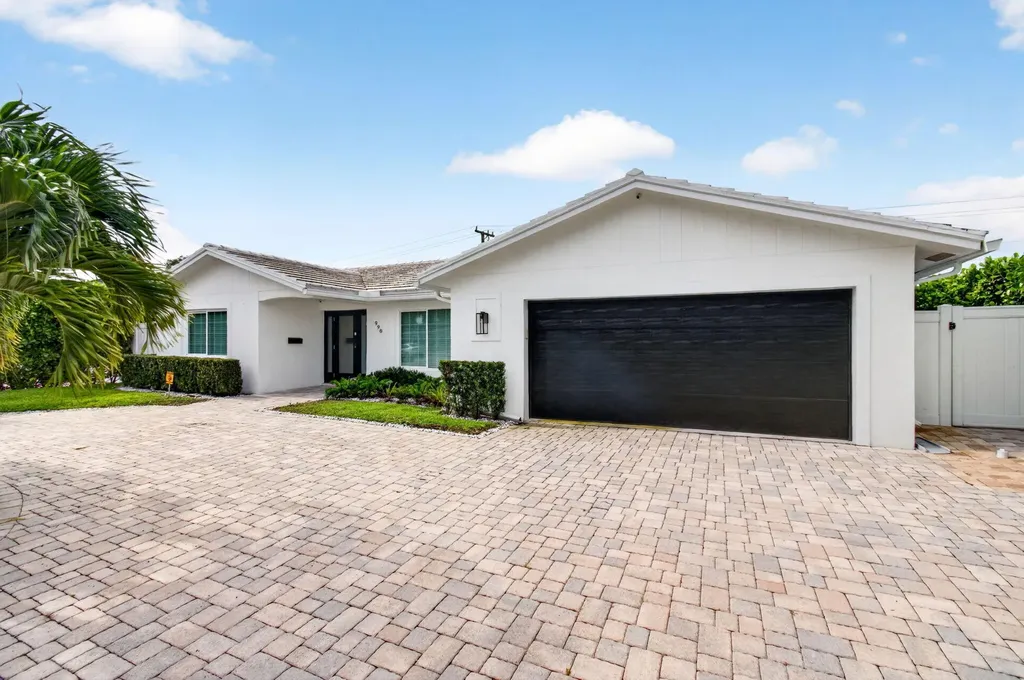 998 SW 7th Street Boca Raton FL 33486