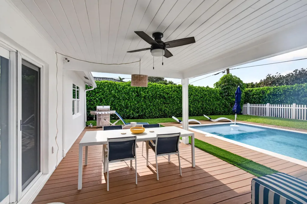 998 SW 7th Street Boca Raton FL 33486
