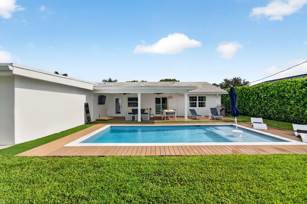 998 SW 7th Street Boca Raton FL 33486