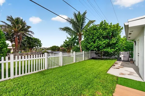 998 SW 7th Street Boca Raton FL 33486