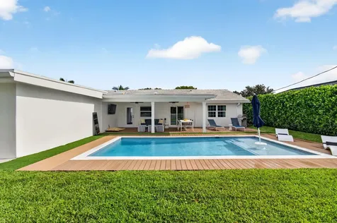 998 SW 7th Street Boca Raton FL 33486