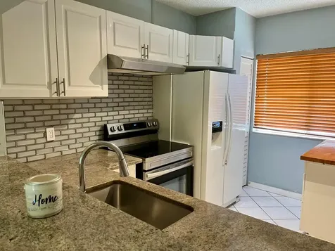 2317 SW 82nd Terrace North Lauderdale FL 33068