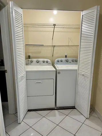 2317 SW 82nd Terrace North Lauderdale FL 33068