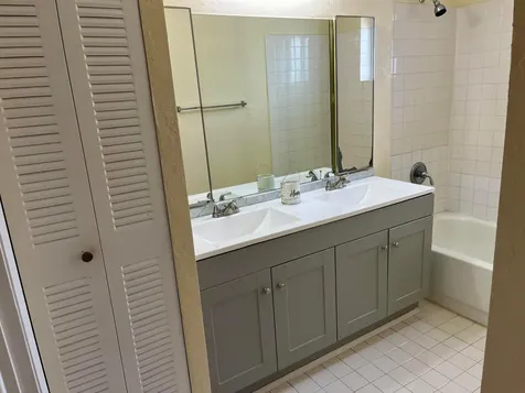 2317 SW 82nd Terrace North Lauderdale FL 33068