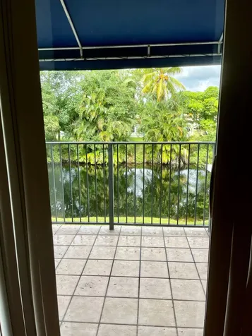 2317 SW 82nd Terrace North Lauderdale FL 33068