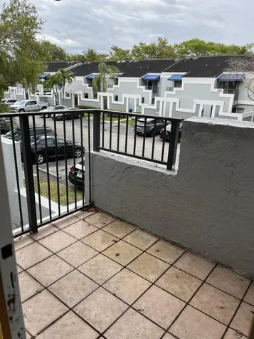 2317 SW 82nd Terrace North Lauderdale FL 33068