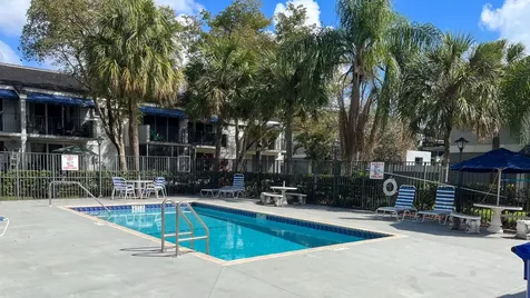 2317 SW 82nd Terrace North Lauderdale FL 33068