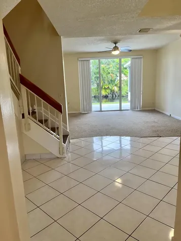 2317 SW 82nd Terrace North Lauderdale FL 33068
