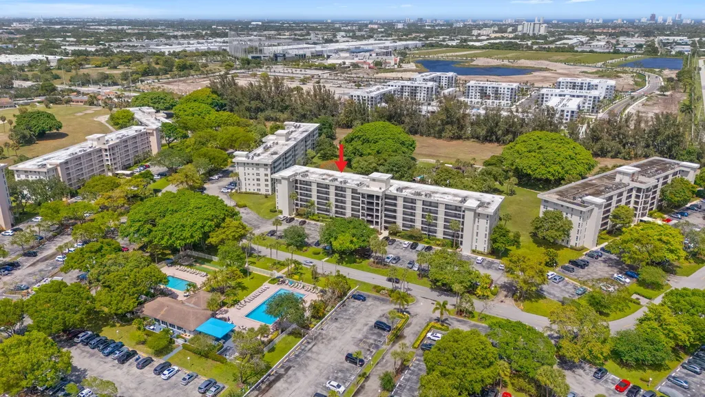 2650 S Course Drive Pompano Beach FL 33069