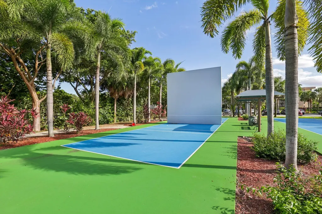 2650 S Course Drive Pompano Beach FL 33069
