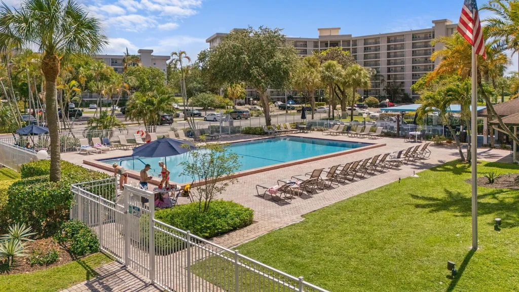 2650 S Course Drive Pompano Beach FL 33069