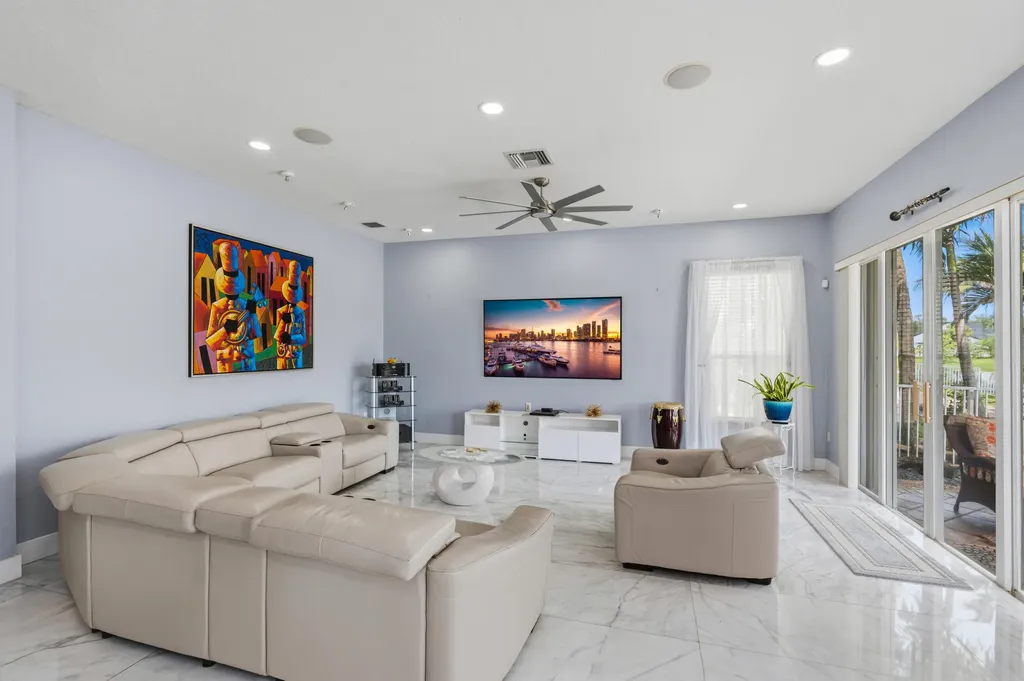 18551 SW 52nd Street Miramar FL 33029