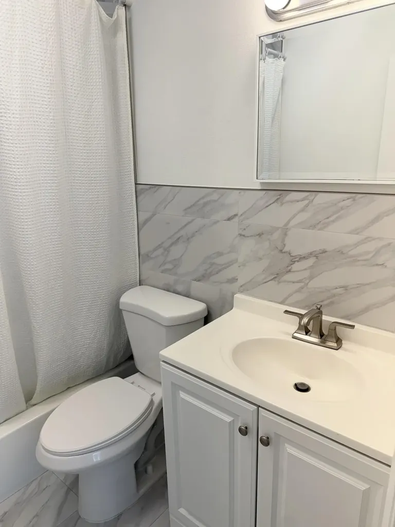 1913 NE 4th Street Deerfield Beach FL 33441