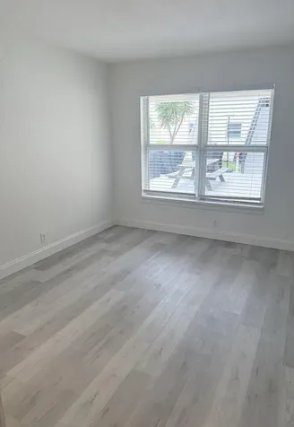 1913 NE 4th Street Deerfield Beach FL 33441