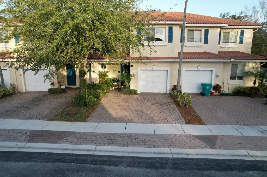 2789 S Evergreen Circle Boynton Beach FL 33426