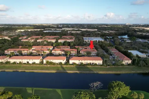 2789 S Evergreen Circle Boynton Beach FL 33426