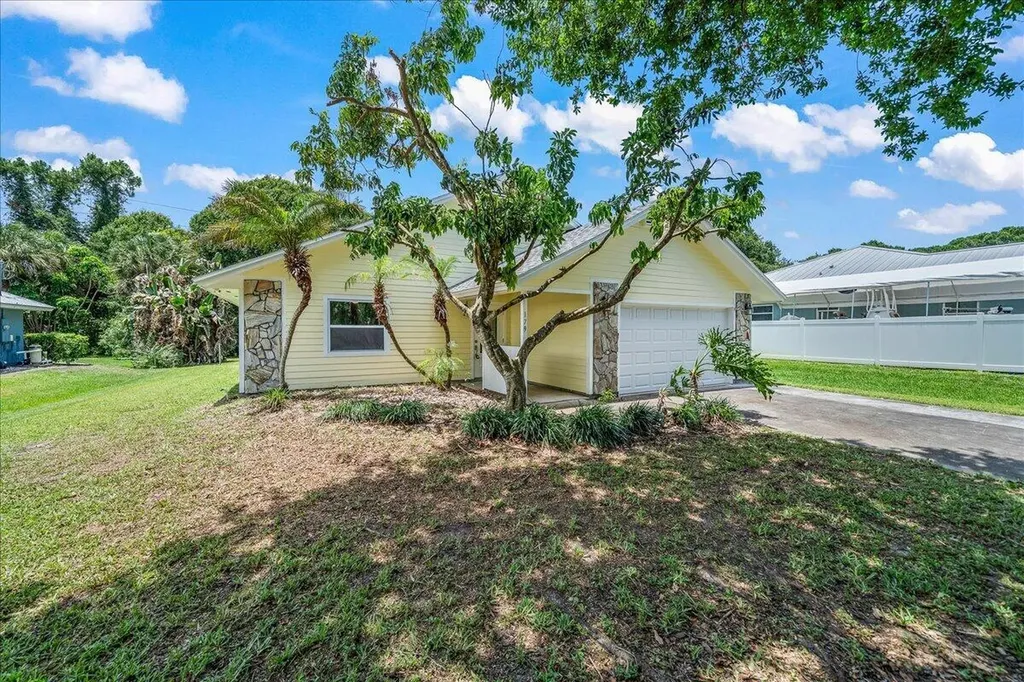 179 Filbert Street Sebastian FL 32958