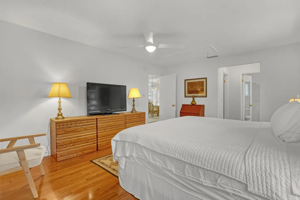 13731 Via Aurora Delray Beach FL 33484
