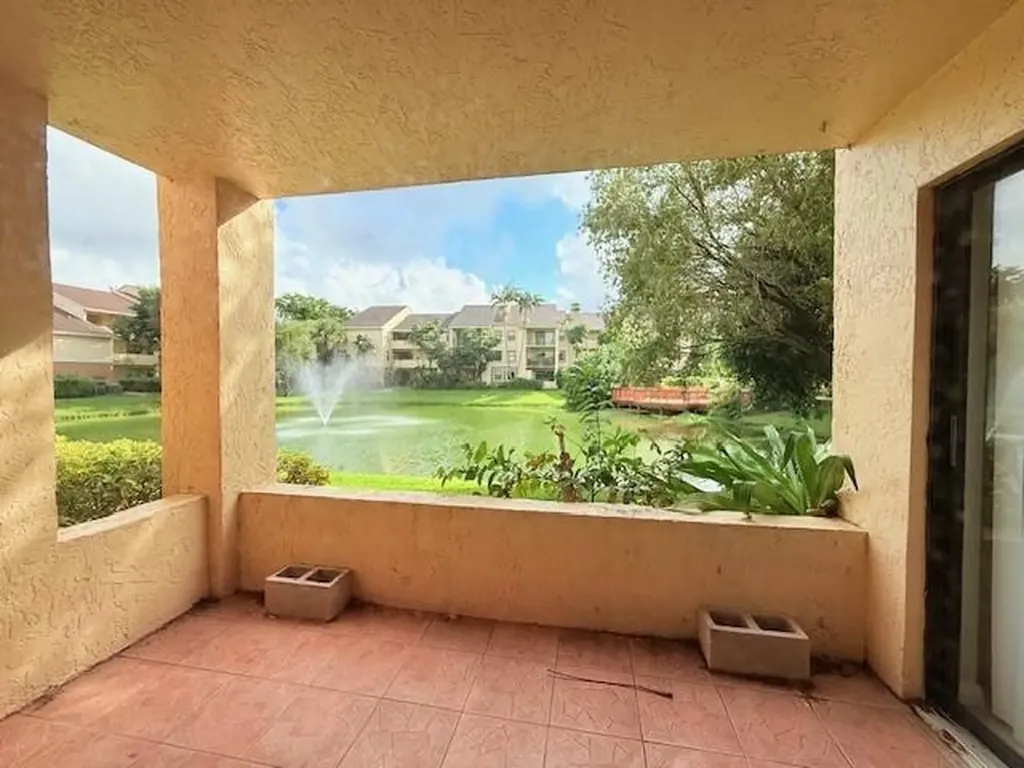 9999 Summerbreeze Drive Sunrise FL 33322