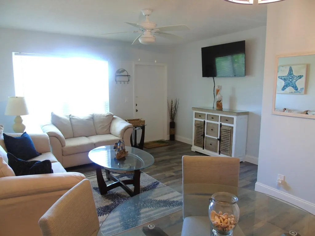309 Circle Drive S Boynton Beach FL 33435