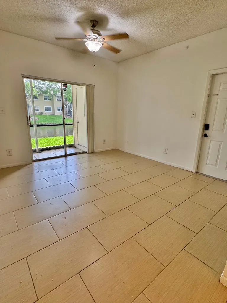 640 Cypress Club Way Deerfield Beach FL 33064